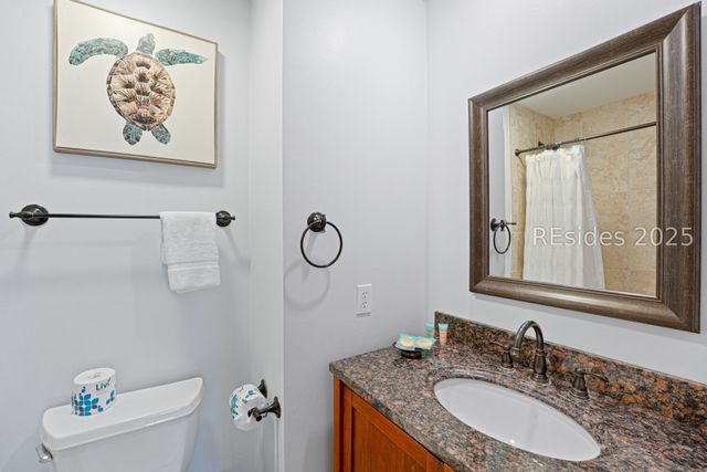 100 Shipyard Dr Apt 703, Hilton Head Island, SC 29928