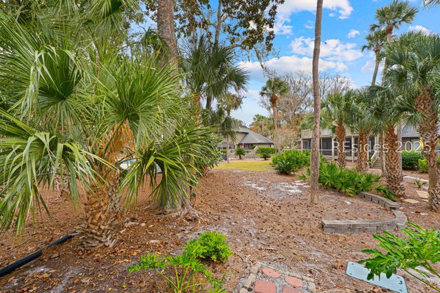 100 Shipyard Dr Apt 703, Hilton Head Island, SC 29928