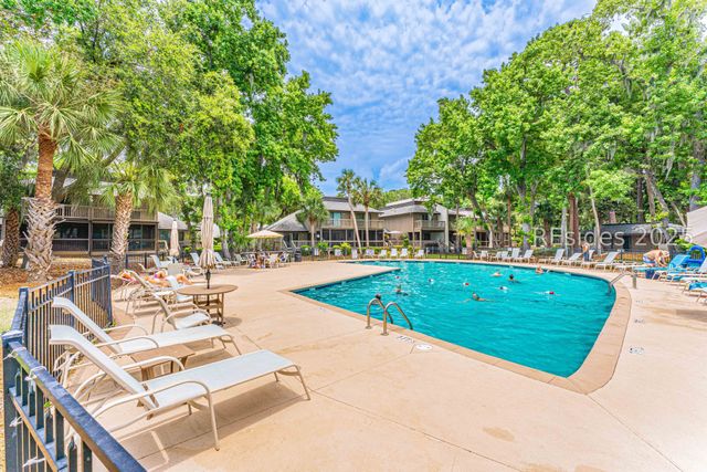 100 Shipyard Dr Apt 703, Hilton Head Island, SC 29928