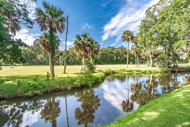 100 Shipyard Dr Apt 703, Hilton Head Island, SC 29928