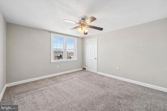 1338 KIMBERLY DR, Philadelphia, PA 19151