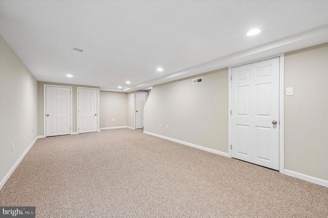 1338 KIMBERLY DR, Philadelphia, PA 19151