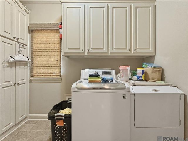 18671 Old Cypress Cir, Prairieville, LA 70769