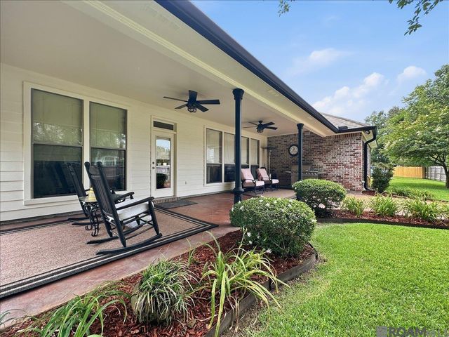 18671 Old Cypress Cir, Prairieville, LA 70769