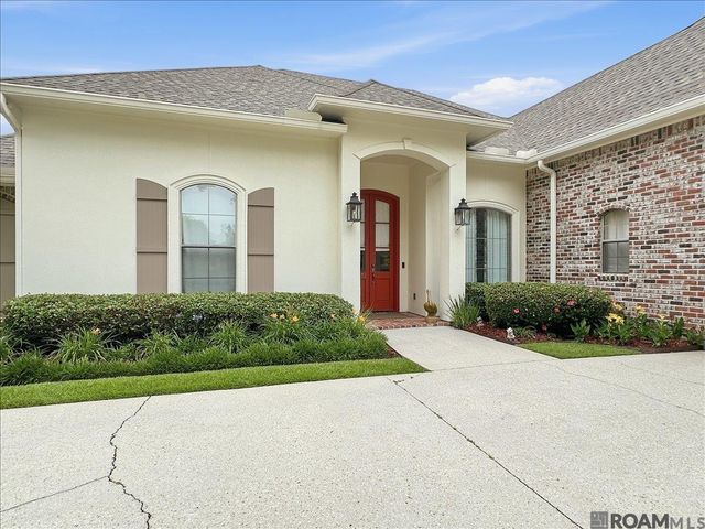 18671 Old Cypress Cir, Prairieville, LA 70769