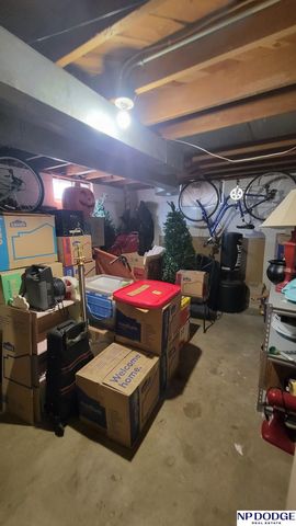 7707 Lafayette Avenue, Omaha, NE 68114