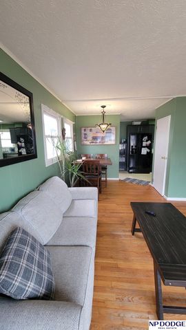 7707 Lafayette Avenue, Omaha, NE 68114