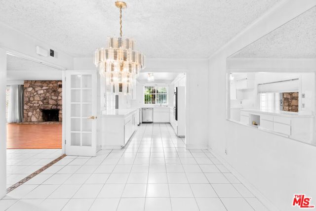 19429 Broadacres Avenue, Carson, CA 90746