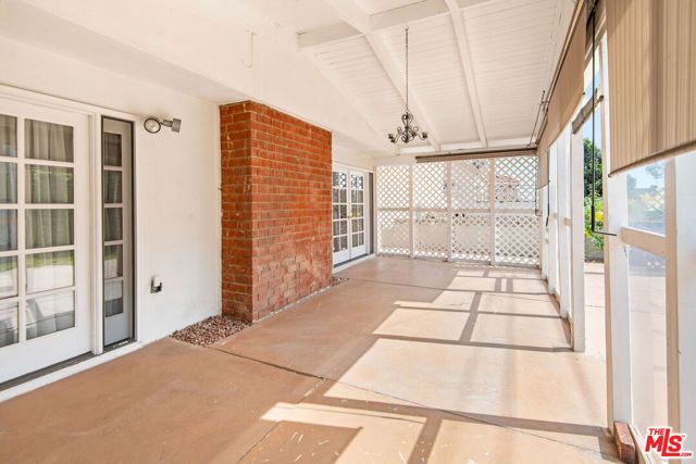 19429 Broadacres Avenue, Carson, CA 90746