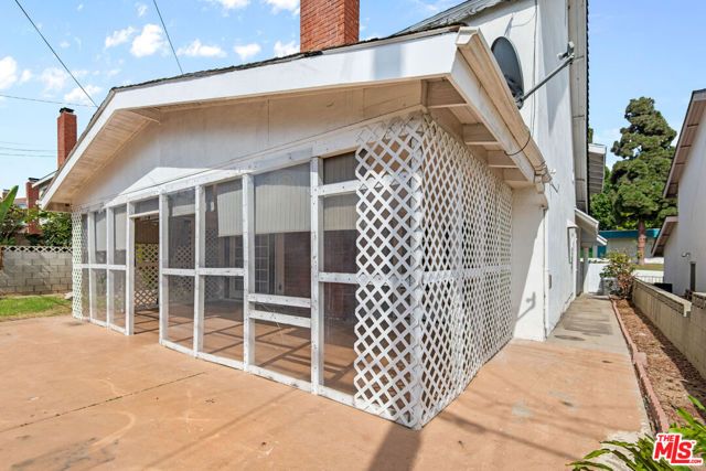 19429 Broadacres Avenue, Carson, CA 90746