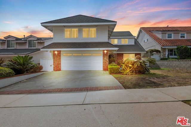 19429 Broadacres Avenue, Carson, CA 90746