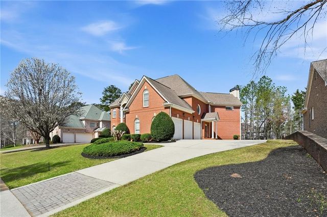 4875 Prestbury Drive, Suwanee, GA 30024