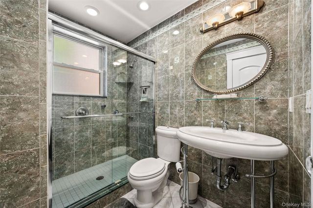 1265 Hollywood Avenue, Bronx, NY 10461