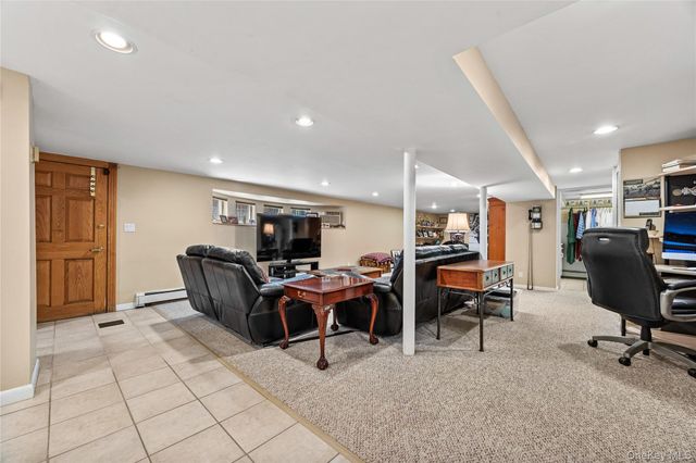 1265 Hollywood Avenue, Bronx, NY 10461