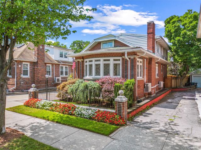 1265 Hollywood Avenue, Bronx, NY 10461