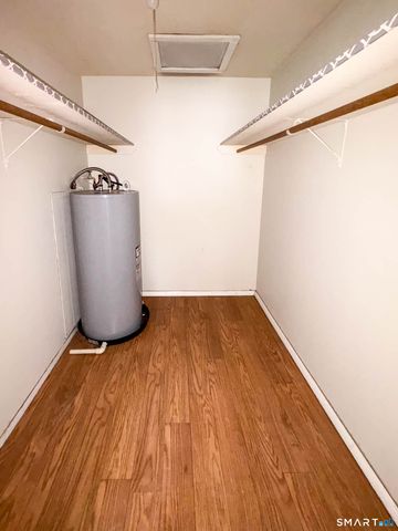 53 Hiltbrand Road APT 3-10, Bristol, CT 06010