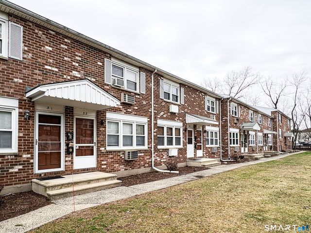 53 Hiltbrand Road APT 3-10, Bristol, CT 06010