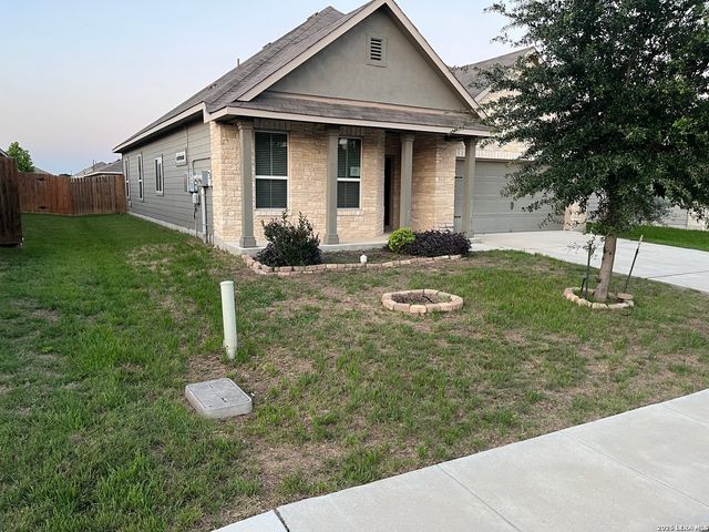 368 Walnut CRK, New Braunfels, TX 78130