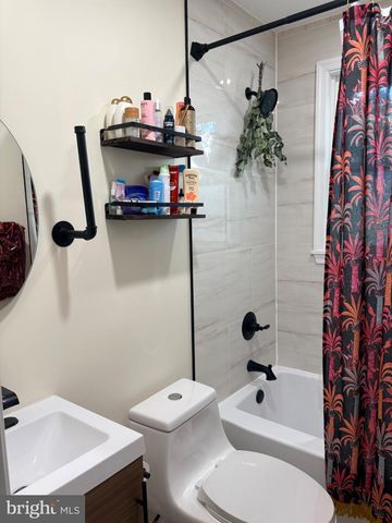 3210 PINEVALE AVE, District Heights, MD 20747