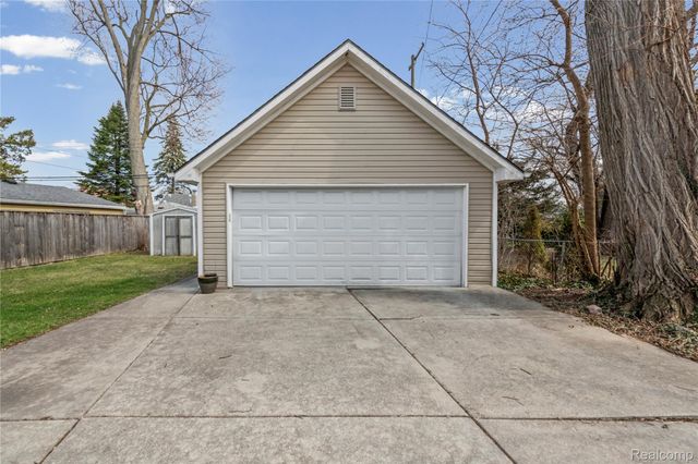 26734 Barrington Street, Madison Heights, MI 48071