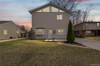 26734 Barrington Street, Madison Heights, MI 48071