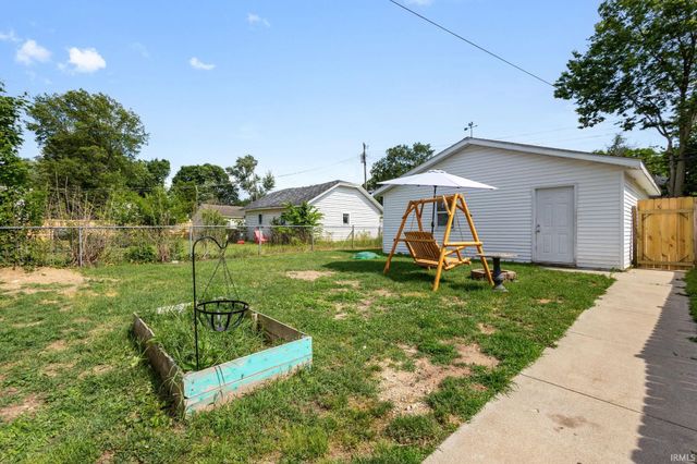 1606 E Fox Street, South Bend, IN 46613