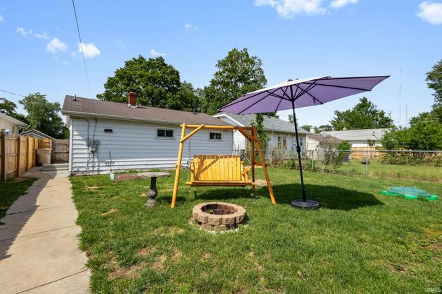 1606 E Fox Street, South Bend, IN 46613