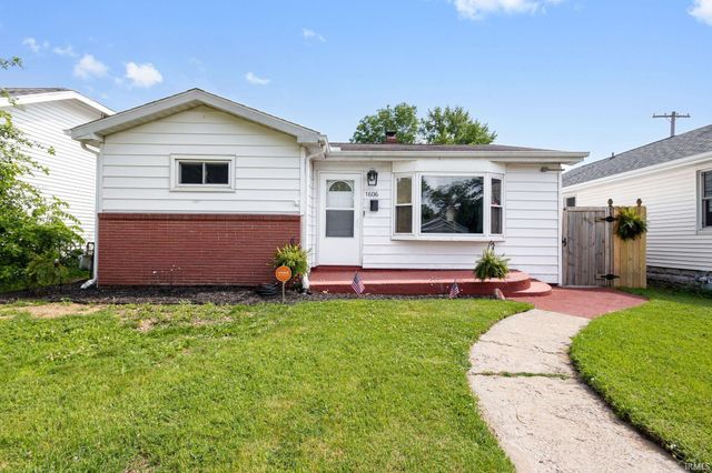 1606 E Fox Street, South Bend, IN 46613