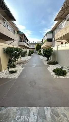 4533 Colbath Avenue 8, Sherman Oaks, CA 91423