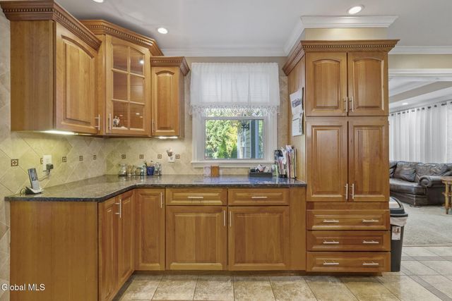 101 Fairview Avenue, Altamont, NY 12009