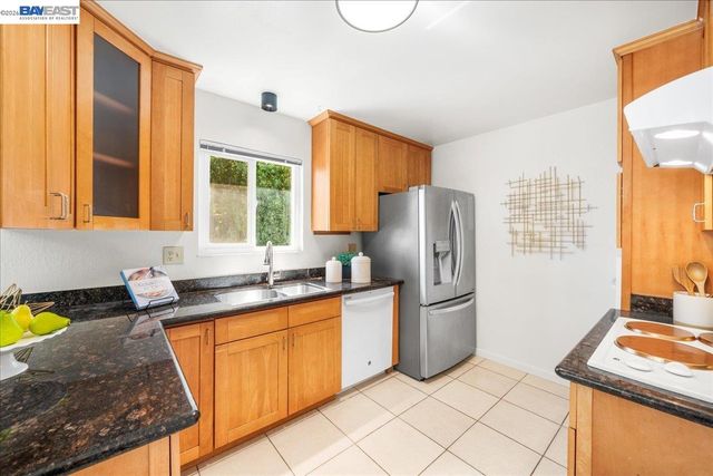 5084 Hilo St, Fremont, CA 94538