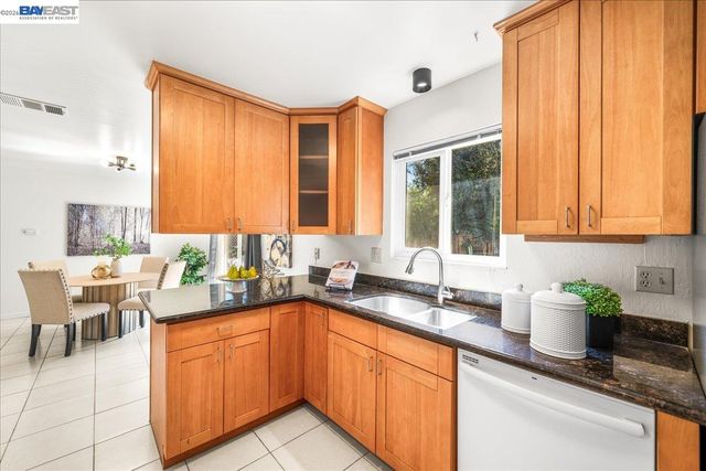 5084 Hilo St, Fremont, CA 94538