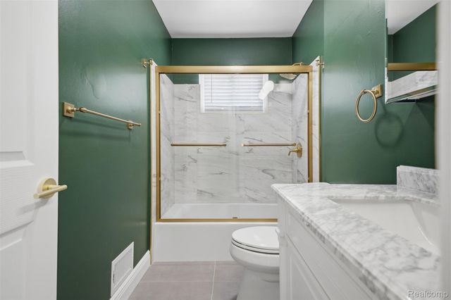 1260 S John Hix Street, Westland, MI 48186