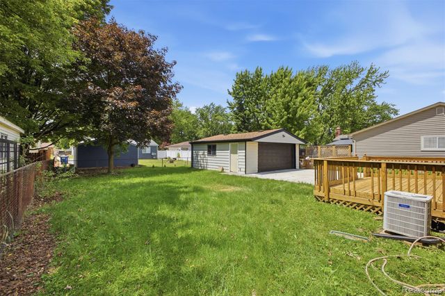 1260 S John Hix Street, Westland, MI 48186