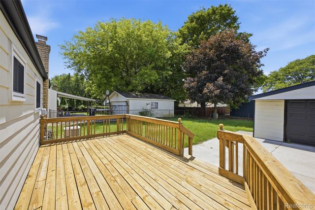 1260 S John Hix Street, Westland, MI 48186