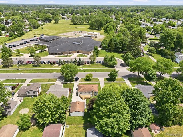 1260 S John Hix Street, Westland, MI 48186