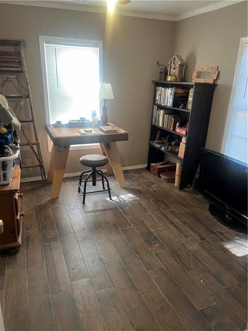 1611 Central Street, Siloam Springs, AR 72761