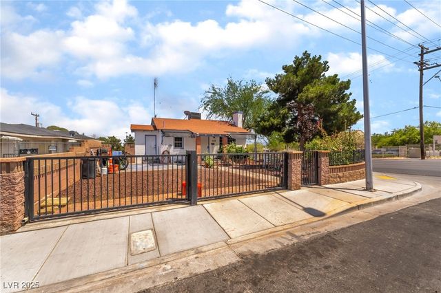 300 North 14th Street, Las Vegas, NV 89101