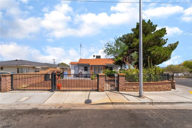 300 North 14th Street, Las Vegas, NV 89101