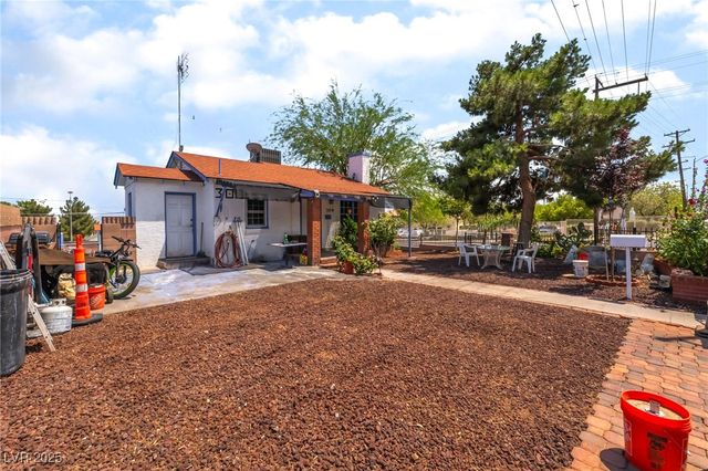 300 North 14th Street, Las Vegas, NV 89101