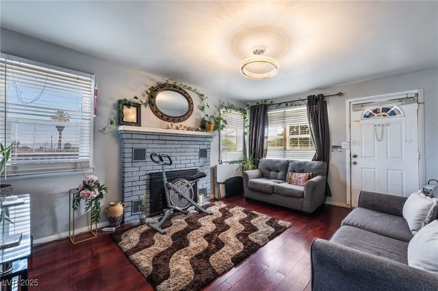 300 North 14th Street, Las Vegas, NV 89101