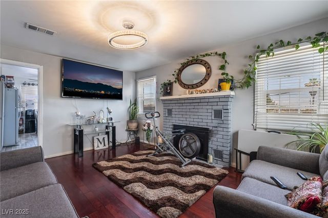 300 North 14th Street, Las Vegas, NV 89101