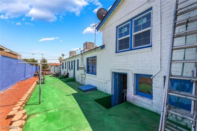 300 North 14th Street, Las Vegas, NV 89101