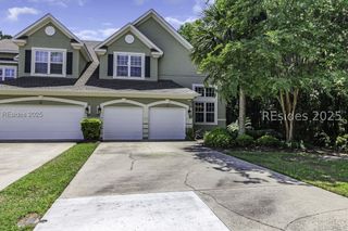 223 Farnsleigh Ave, Bluffton, SC 29910