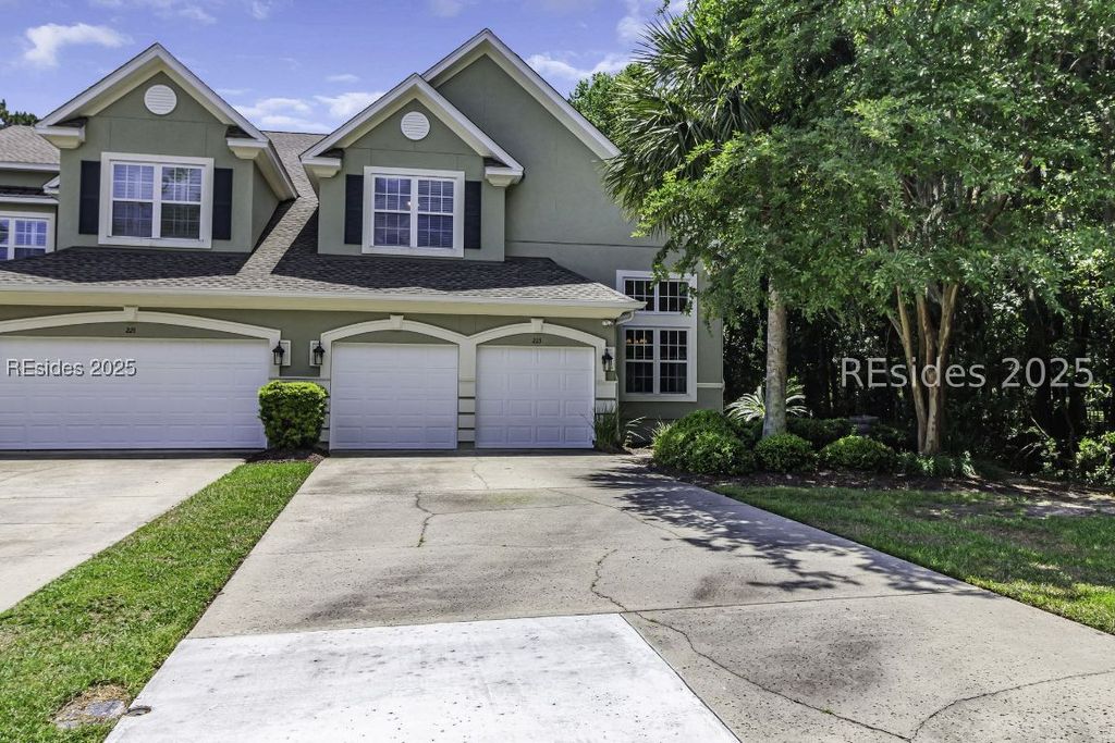 223 Farnsleigh Ave, Bluffton, SC 29910