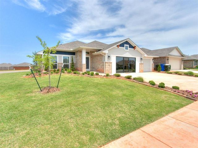 3901 Abingdon Drive, Norman, OK 73026