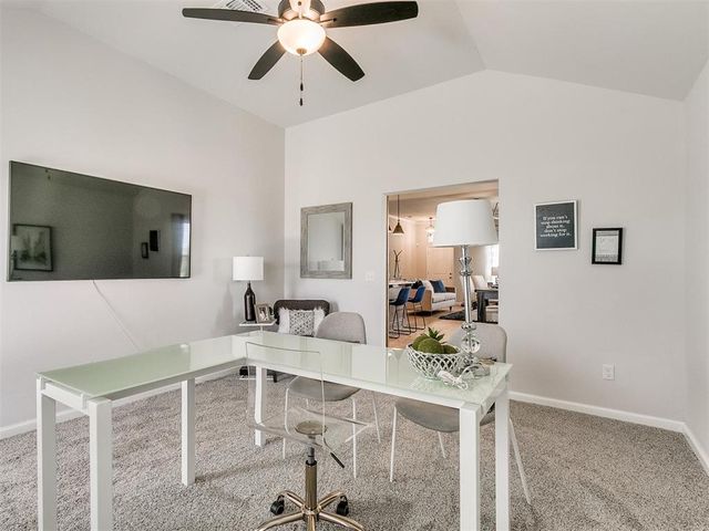 3901 Abingdon Drive, Norman, OK 73026