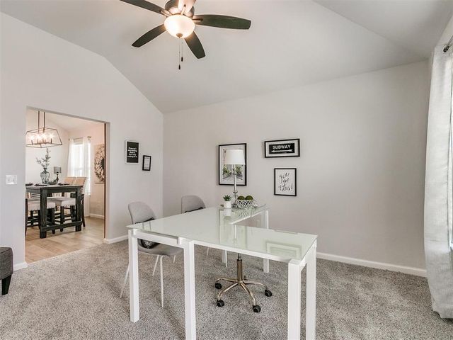 3901 Abingdon Drive, Norman, OK 73026