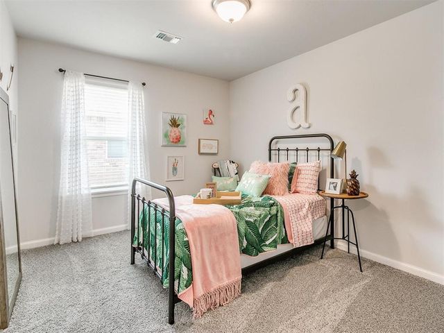 3901 Abingdon Drive, Norman, OK 73026