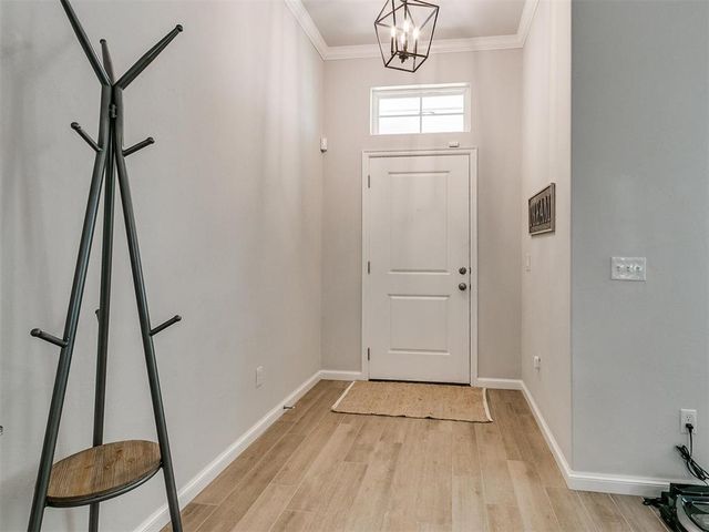 3901 Abingdon Drive, Norman, OK 73026